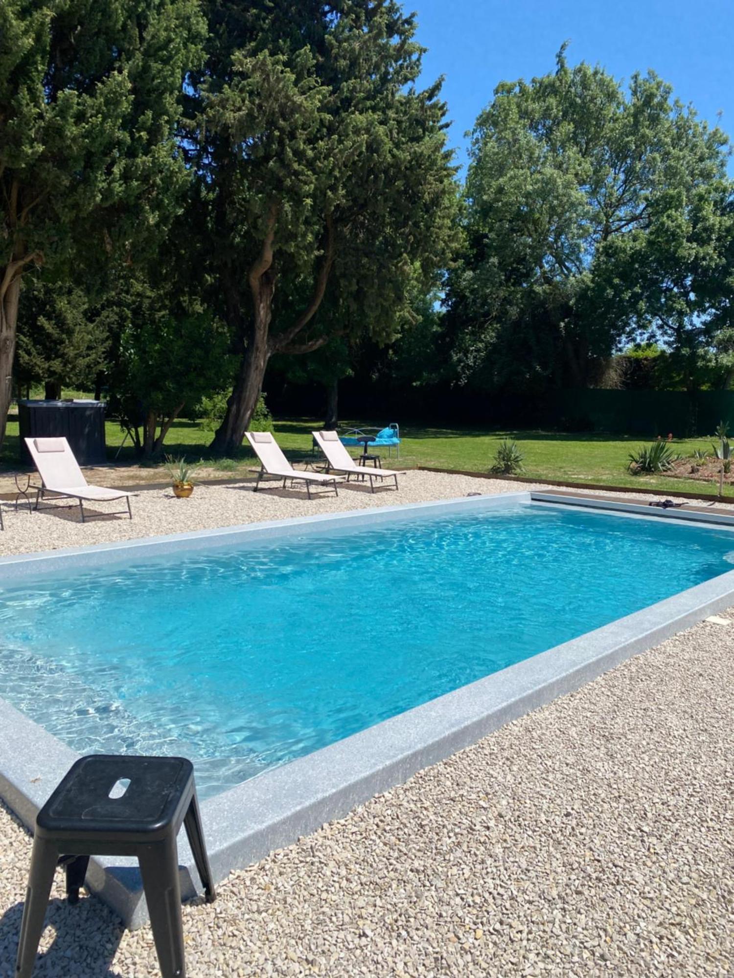 Chambre D'Hotes Les Cypres De L'Ile Авиньон Екстериор снимка